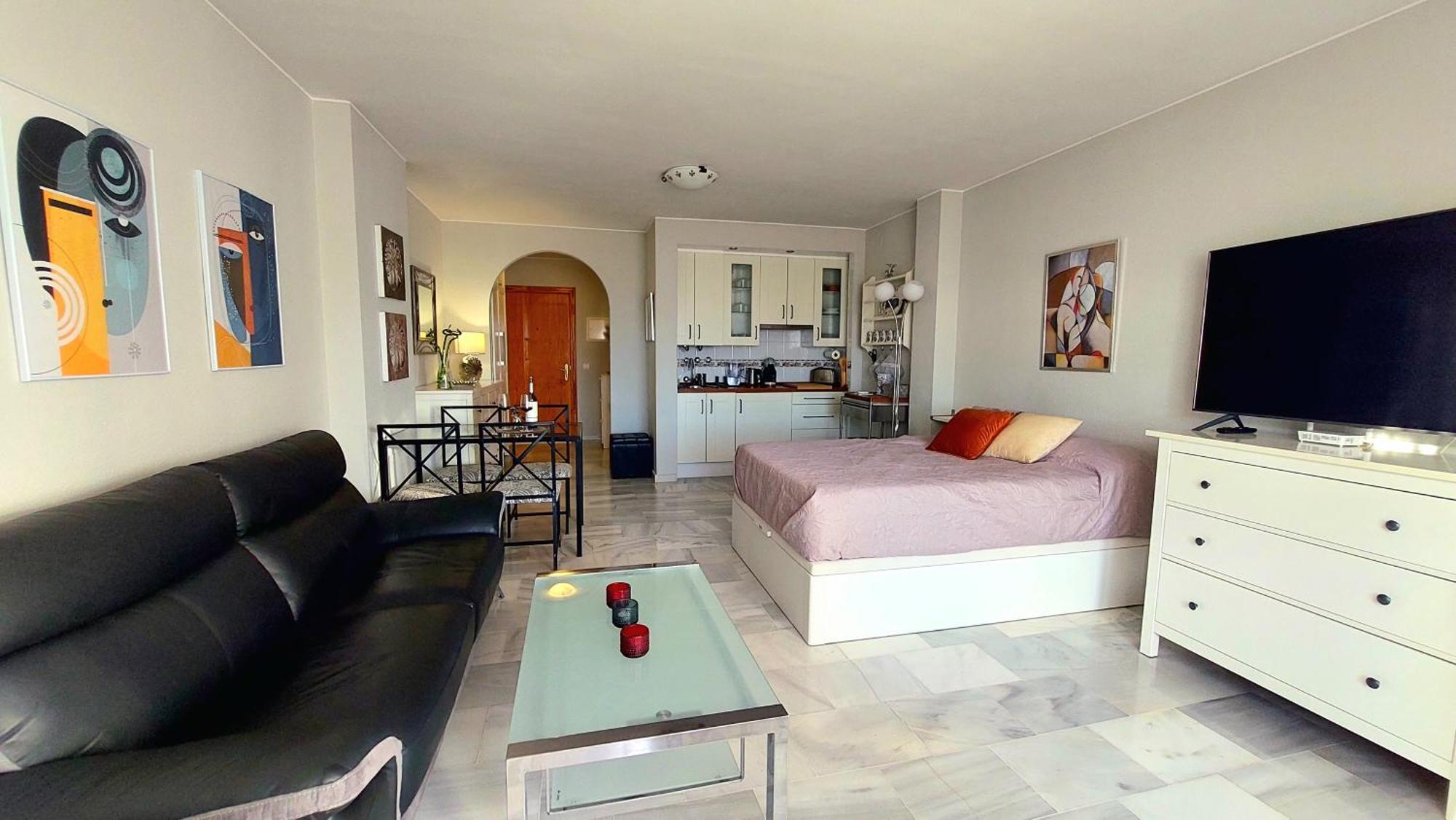 Estudio Pasodoble. Pueblo Evita Benalmádena Dış mekan fotoğraf